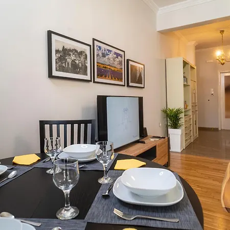 Katerina's Harmony アパート